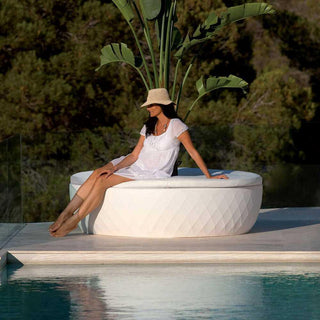 Vondom Vases Isla round seat with vase diam.178 cm - Buy now on ShopDecor - Discover the best products by VONDOM design